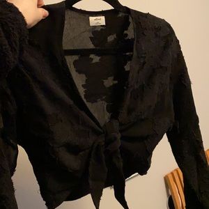 Black cropped tie up shirt